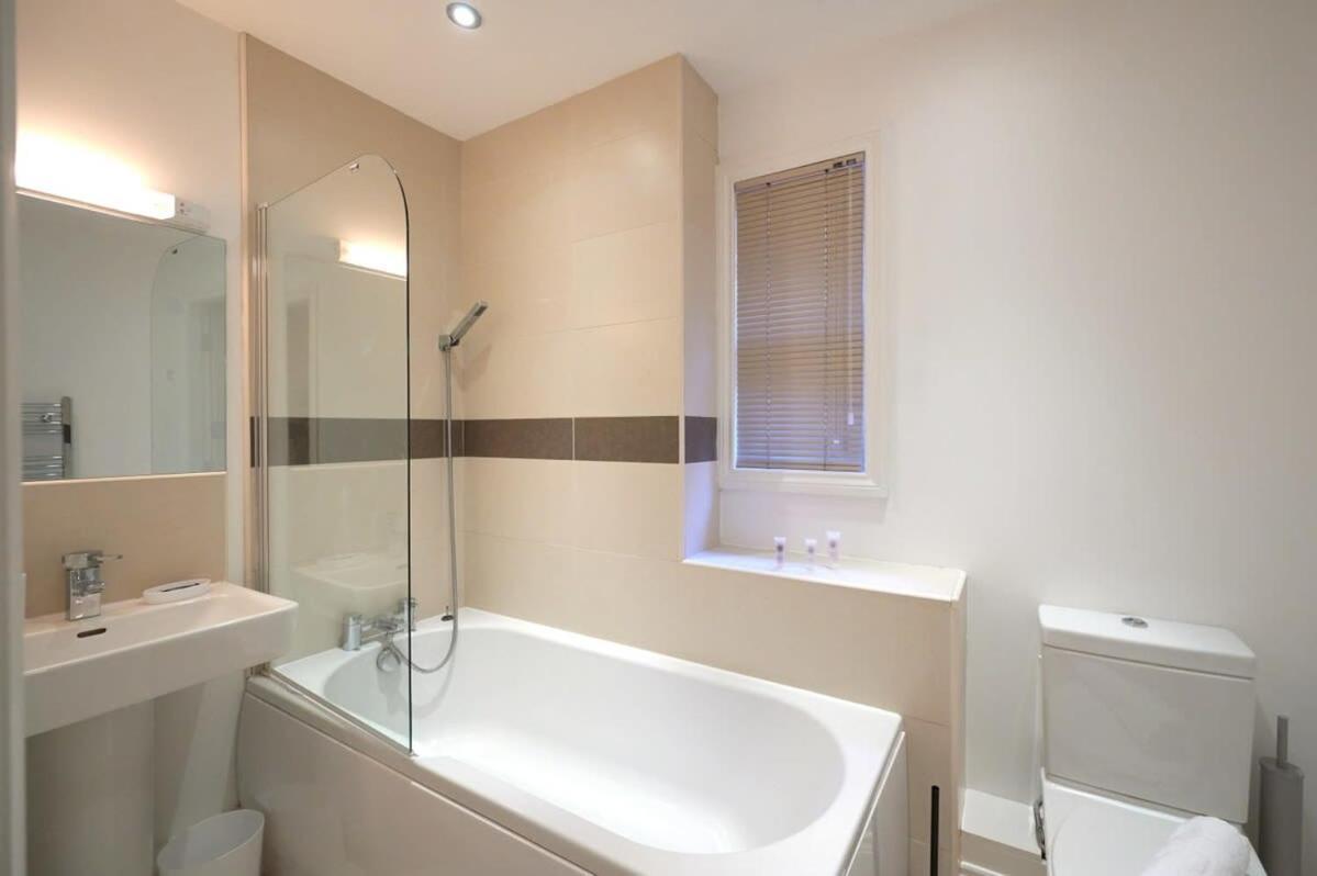 A Stylish Apartment With Parking In Preston Preston (Lancashire) Exterior foto